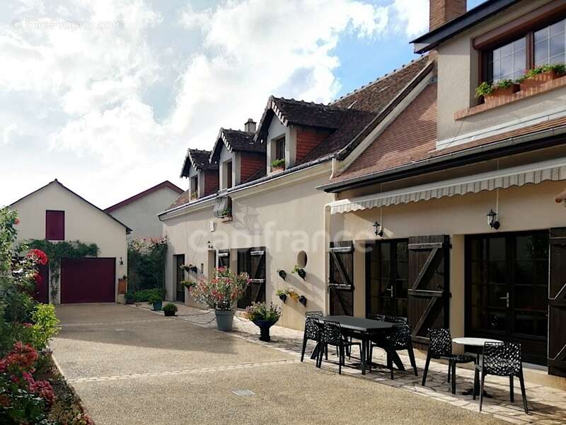 Maison à NOYERS-SUR-CHER