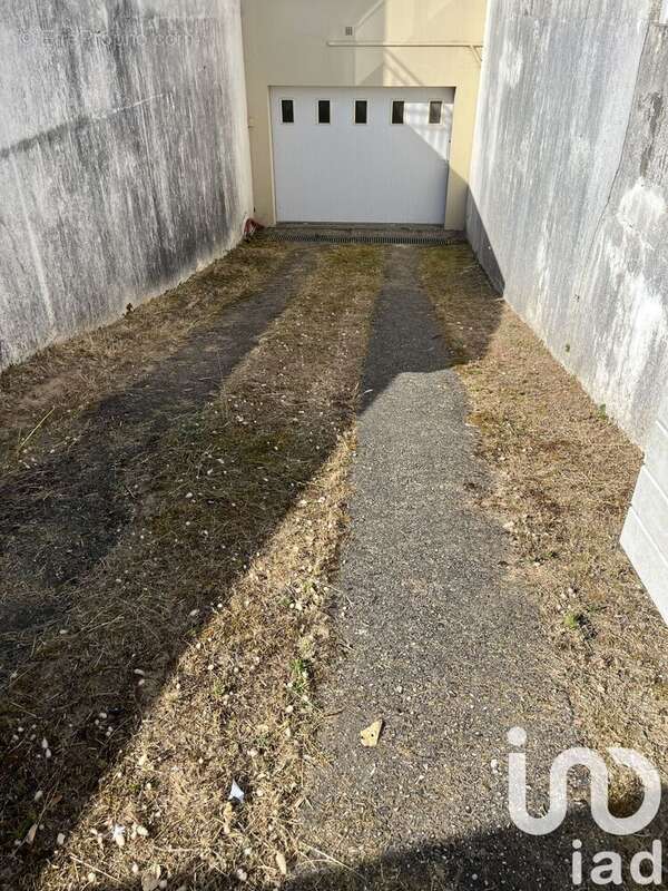 Photo 3 - Parking à SAINT-JEAN-DE-MONTS