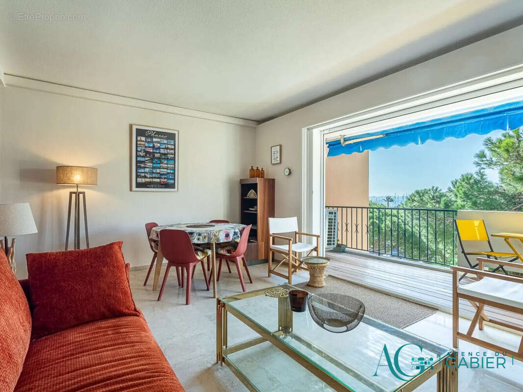 Appartement à HYERES