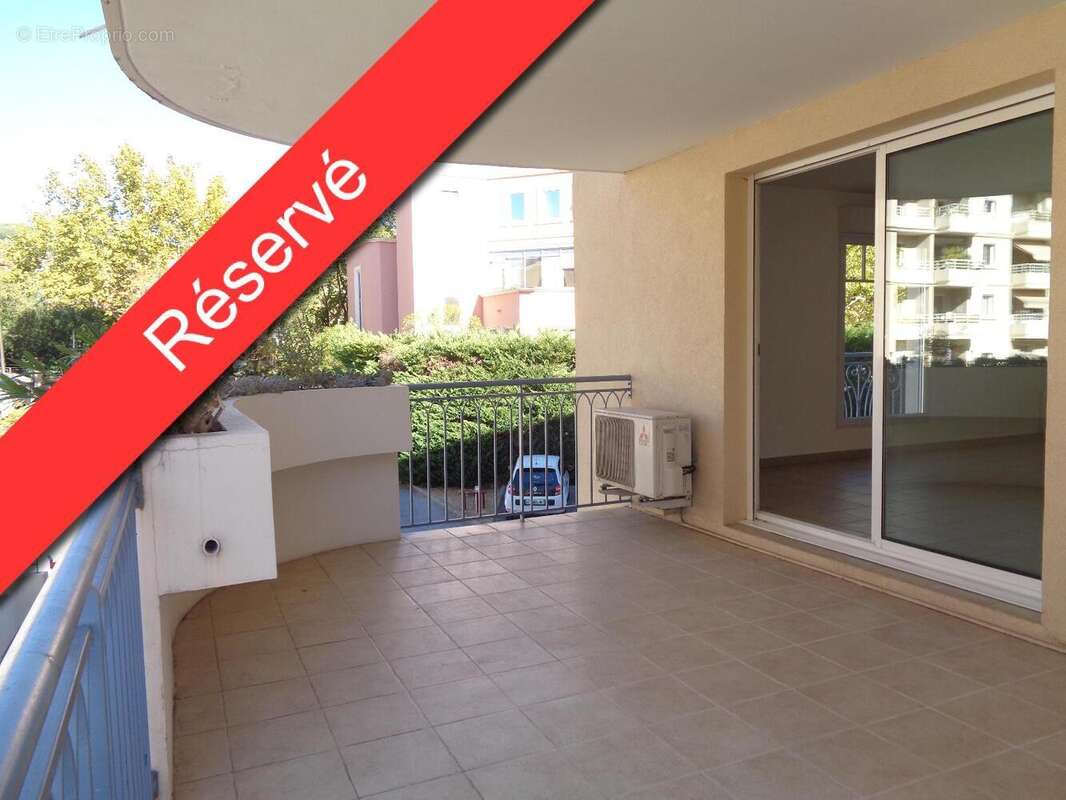   - Appartement à DRAGUIGNAN