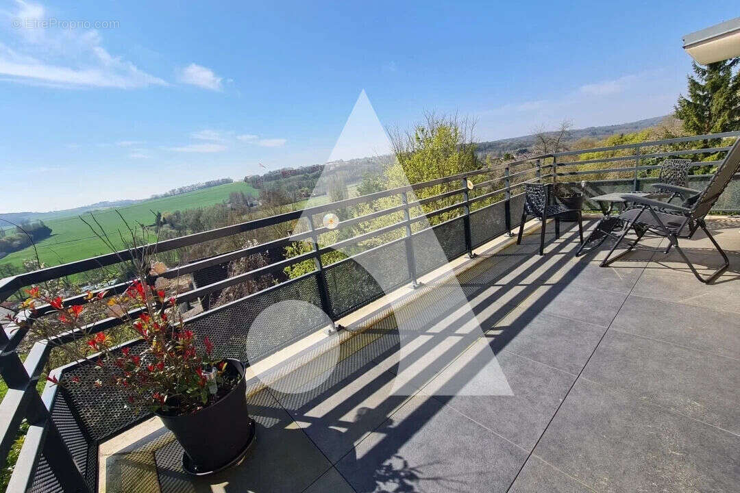 Maison à CRECY-LA-CHAPELLE