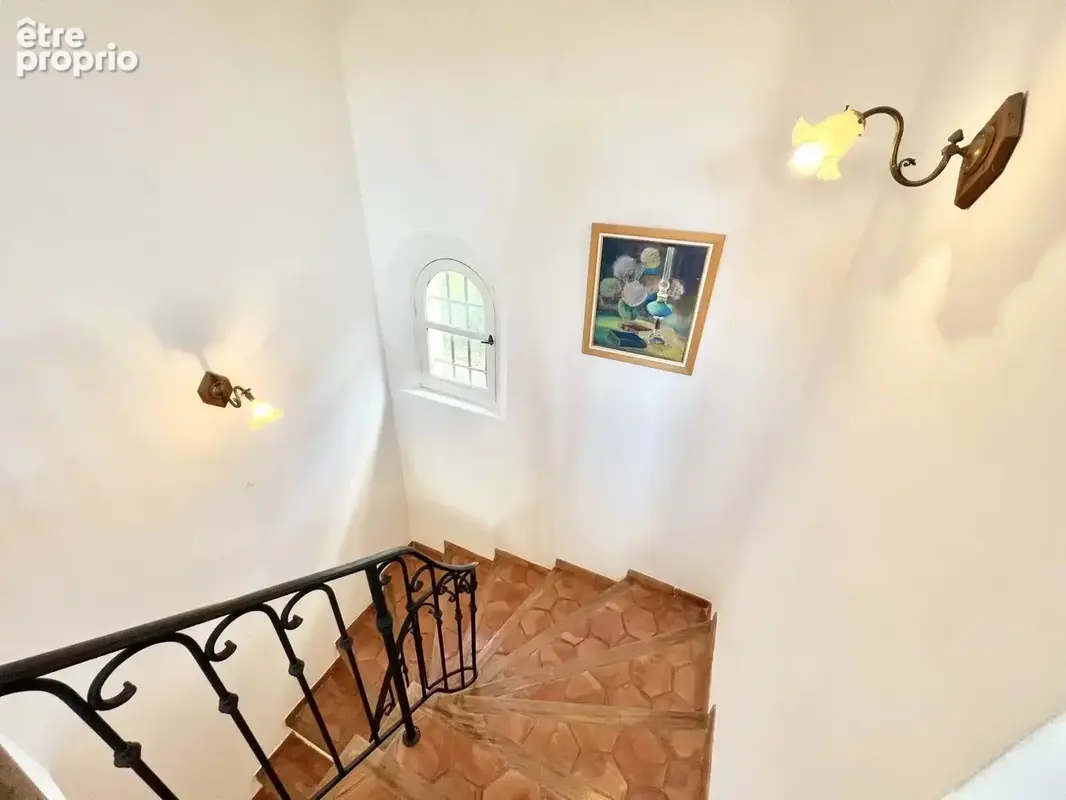 Maison de caractère aux prestations raffinées avec piscine à débordement - photo 23