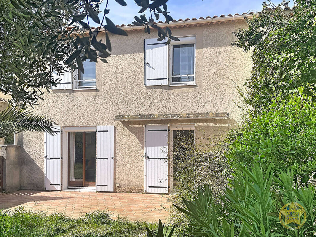 Maison à LES ANGLES