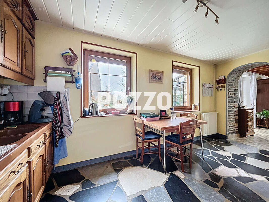 Maison à LES MOITIERS-D&#039;ALLONNE