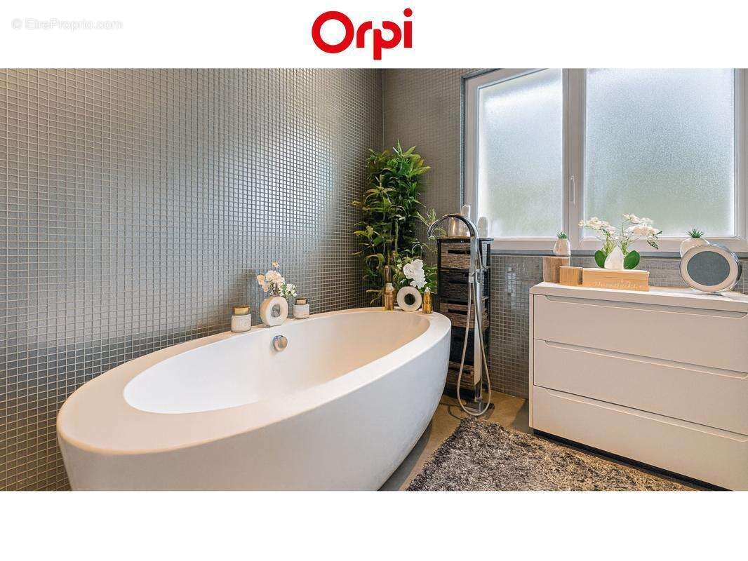 Appartement à ANNEMASSE