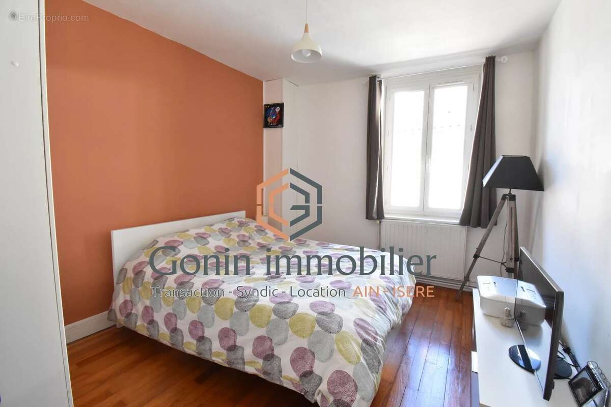 Maison de 98m2 et une grange à rénover - photo 5