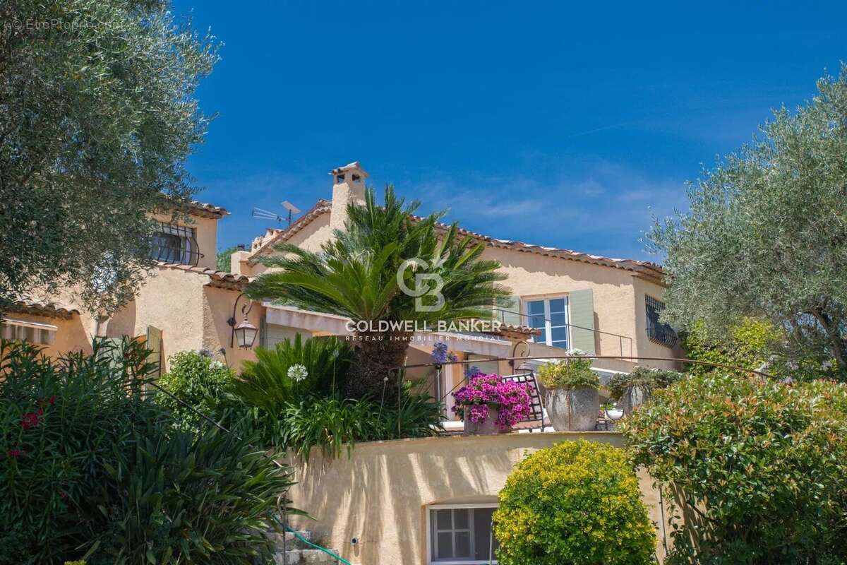 Maison à MOUGINS