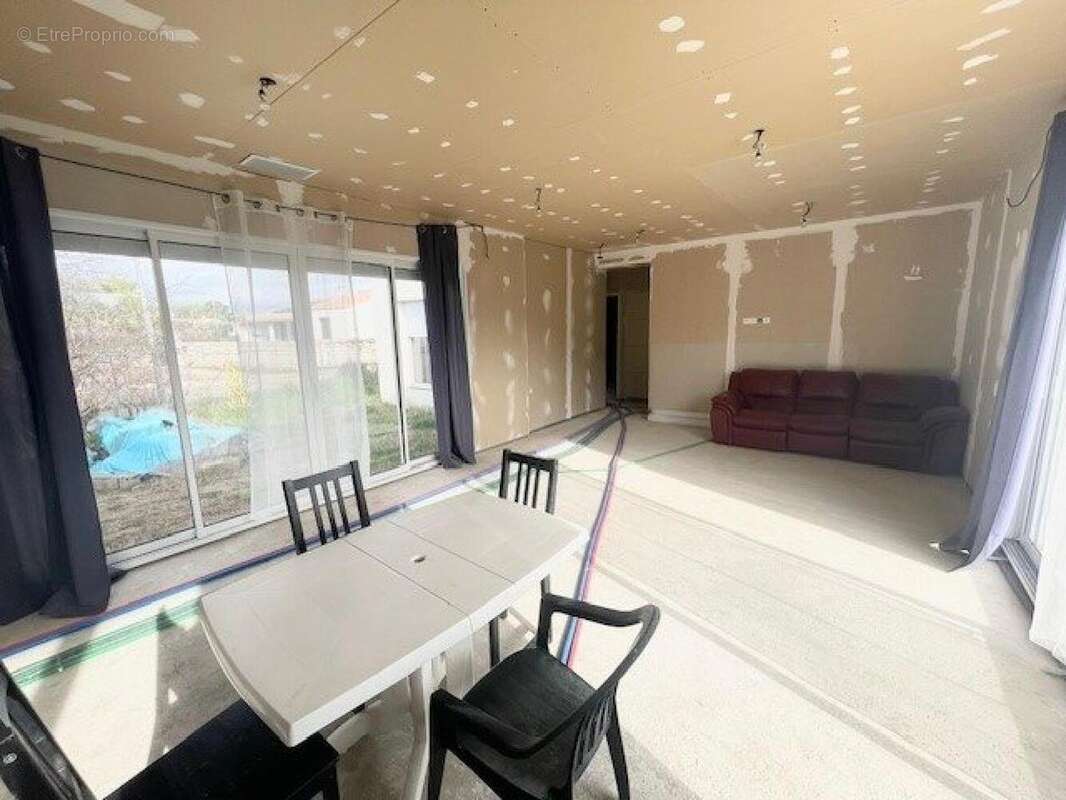 Maison 115 m² à Paulhan  - photo 6