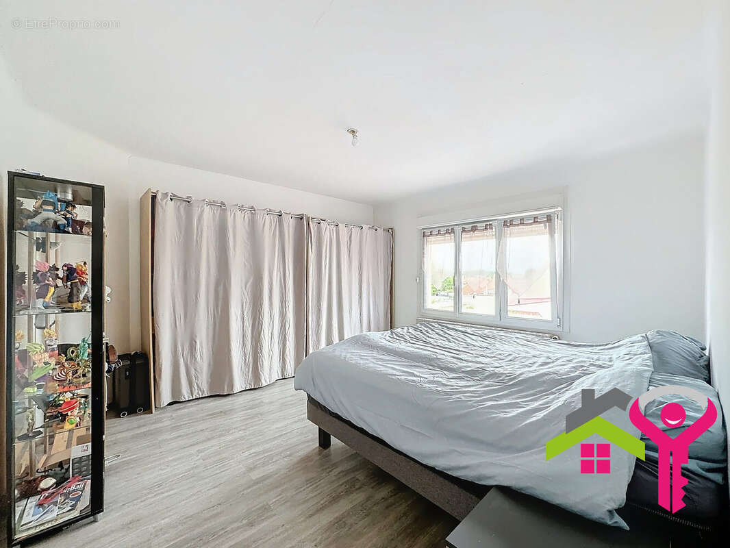 Maison à LIEU-SAINT-AMAND