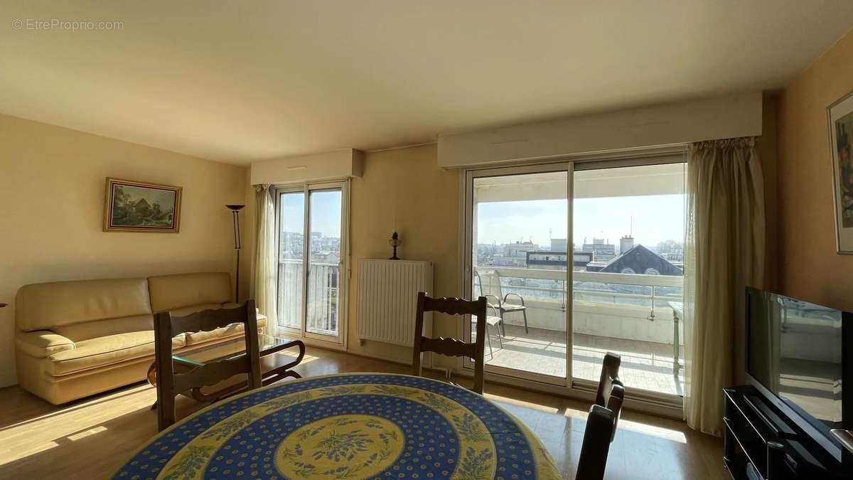 Appartement à VILLEMOMBLE