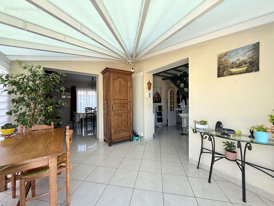 Maison à MONDEVILLE