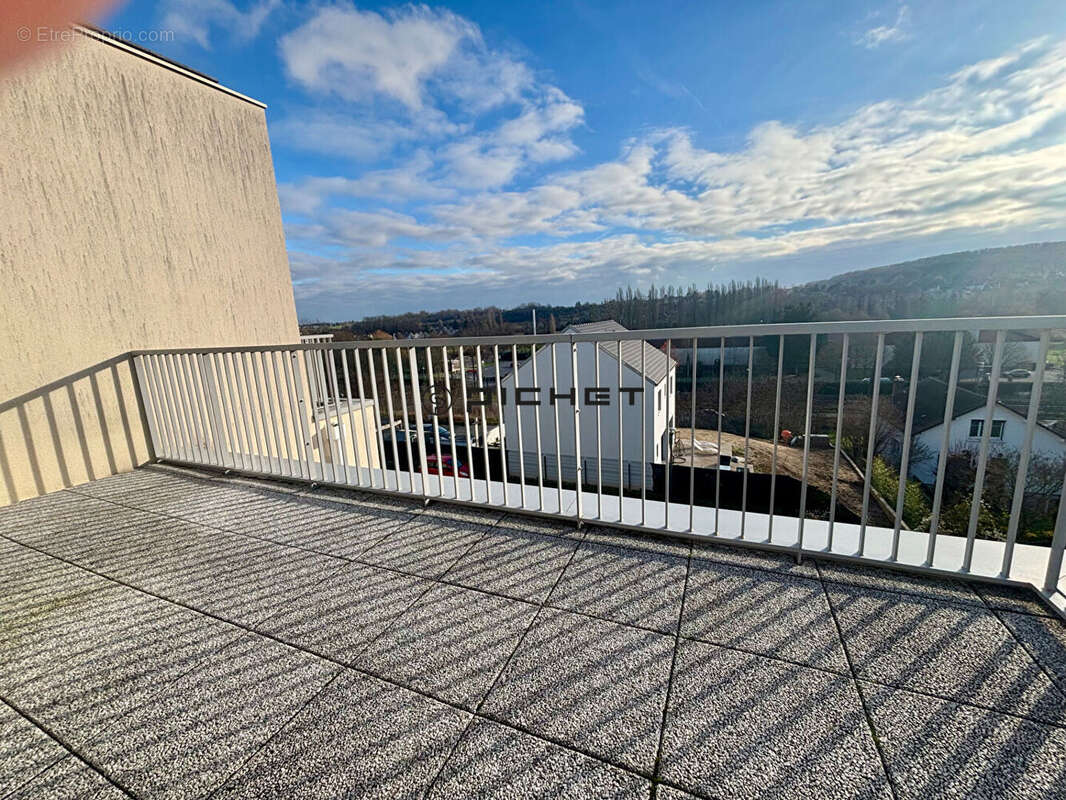 Appartement à BREUILLET