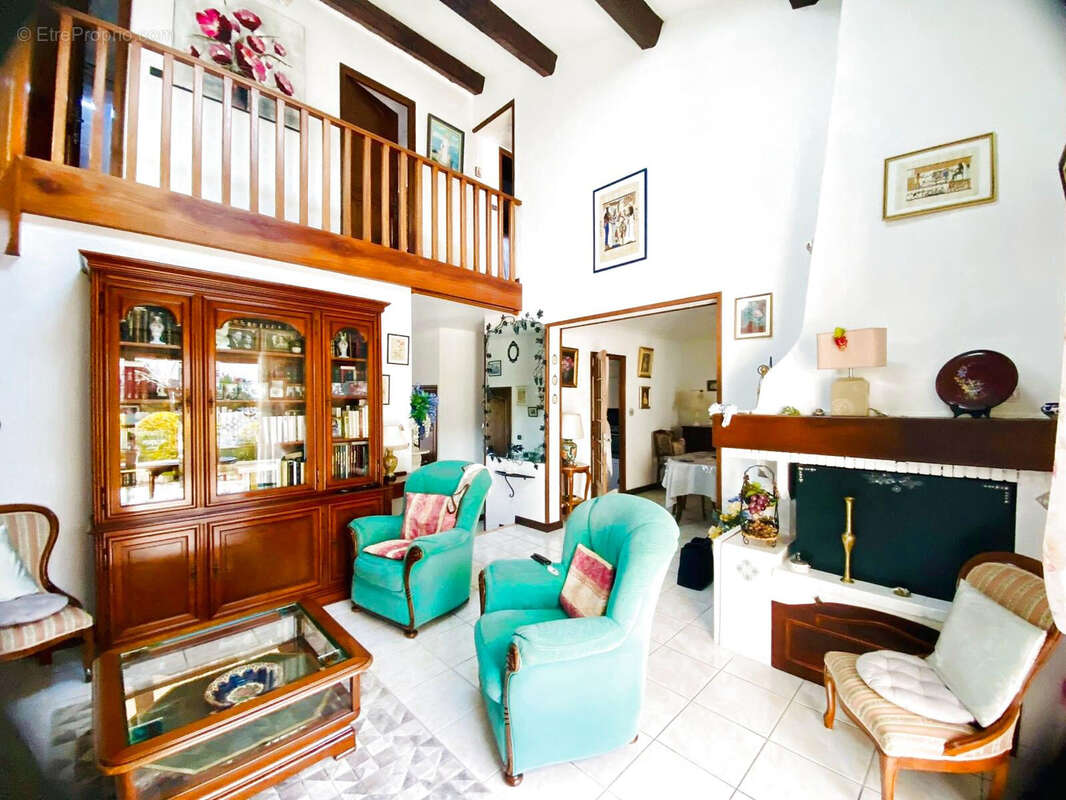 Maison à SIX-FOURS-LES-PLAGES