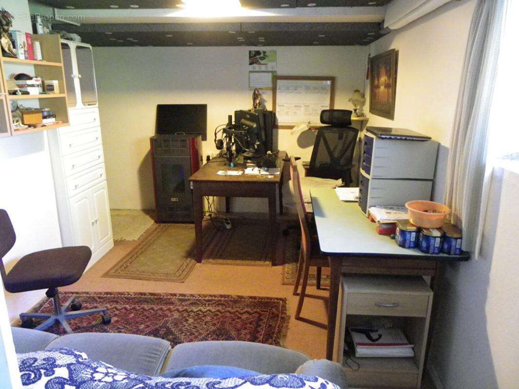 Maison à ORADOUR-SUR-VAYRES