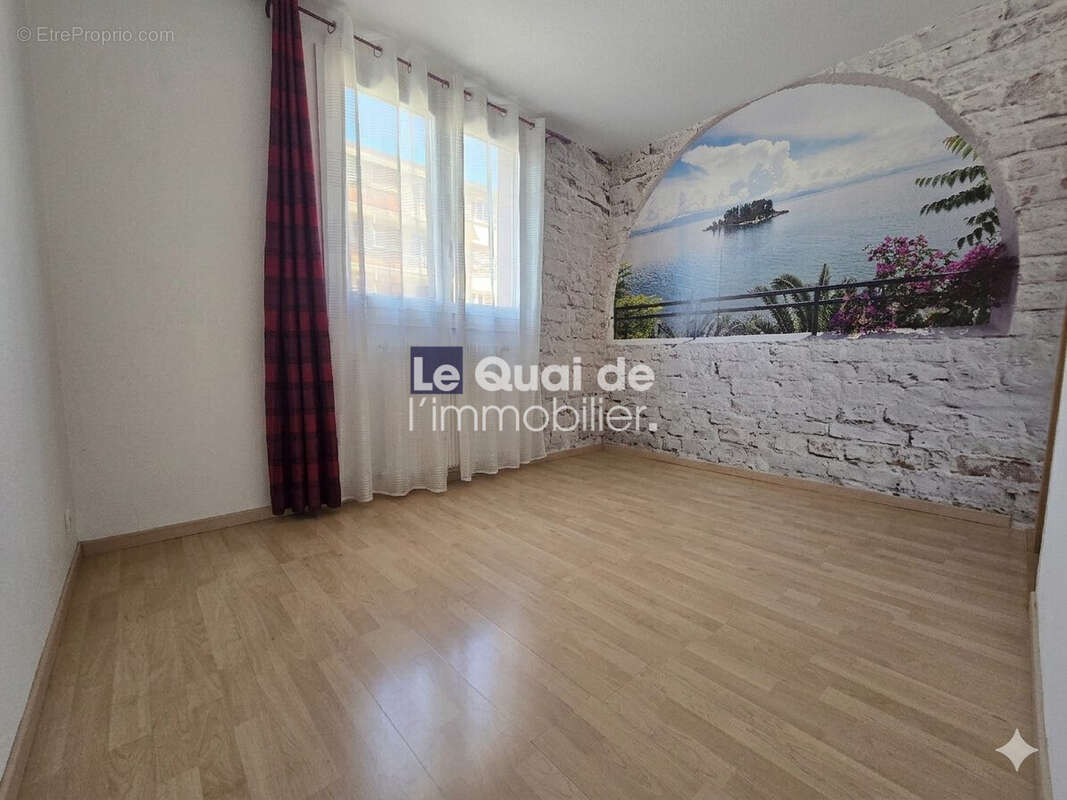 Appartement à SAINT-EGREVE
