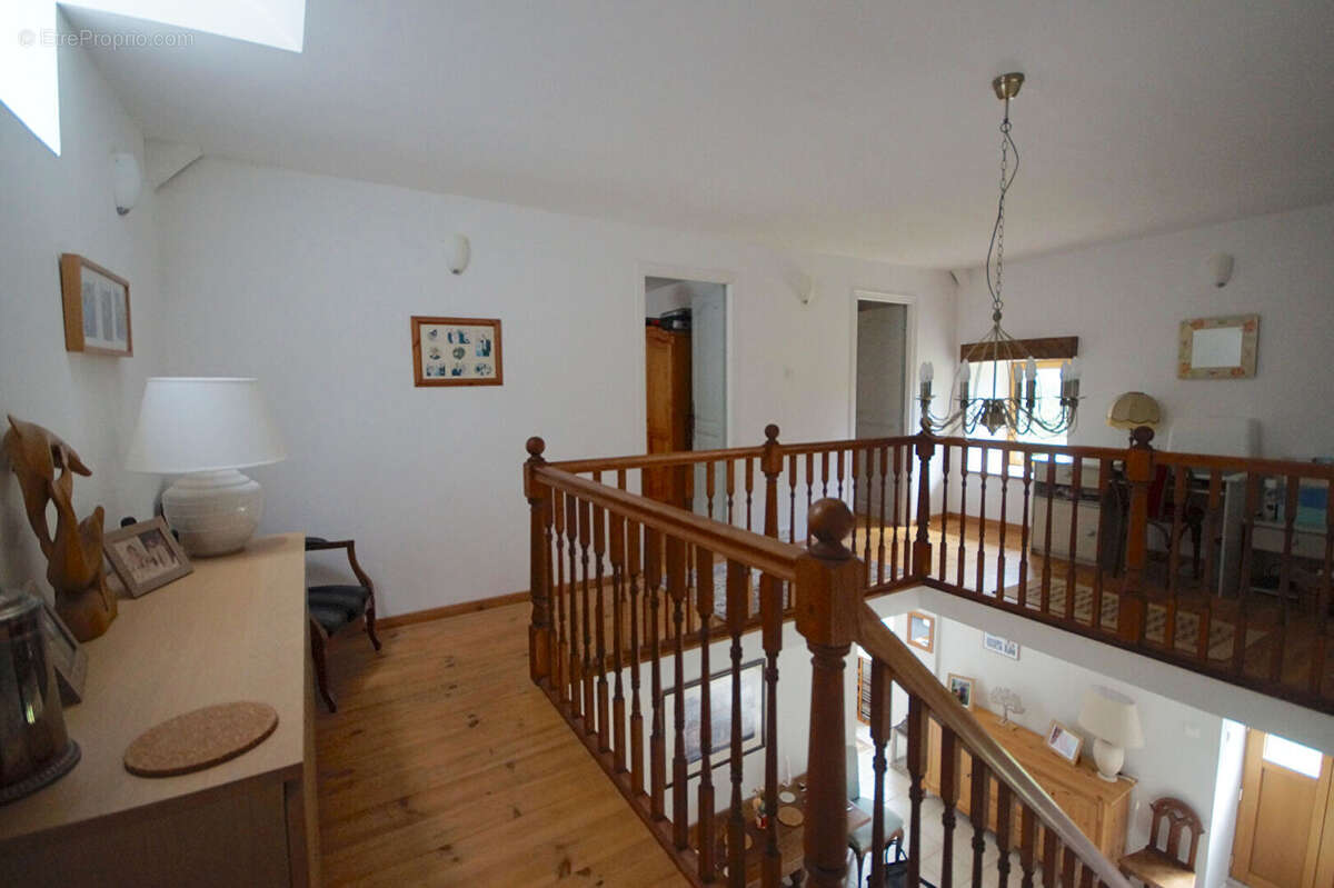 Maison à VILLEDIEU-LES-POELES