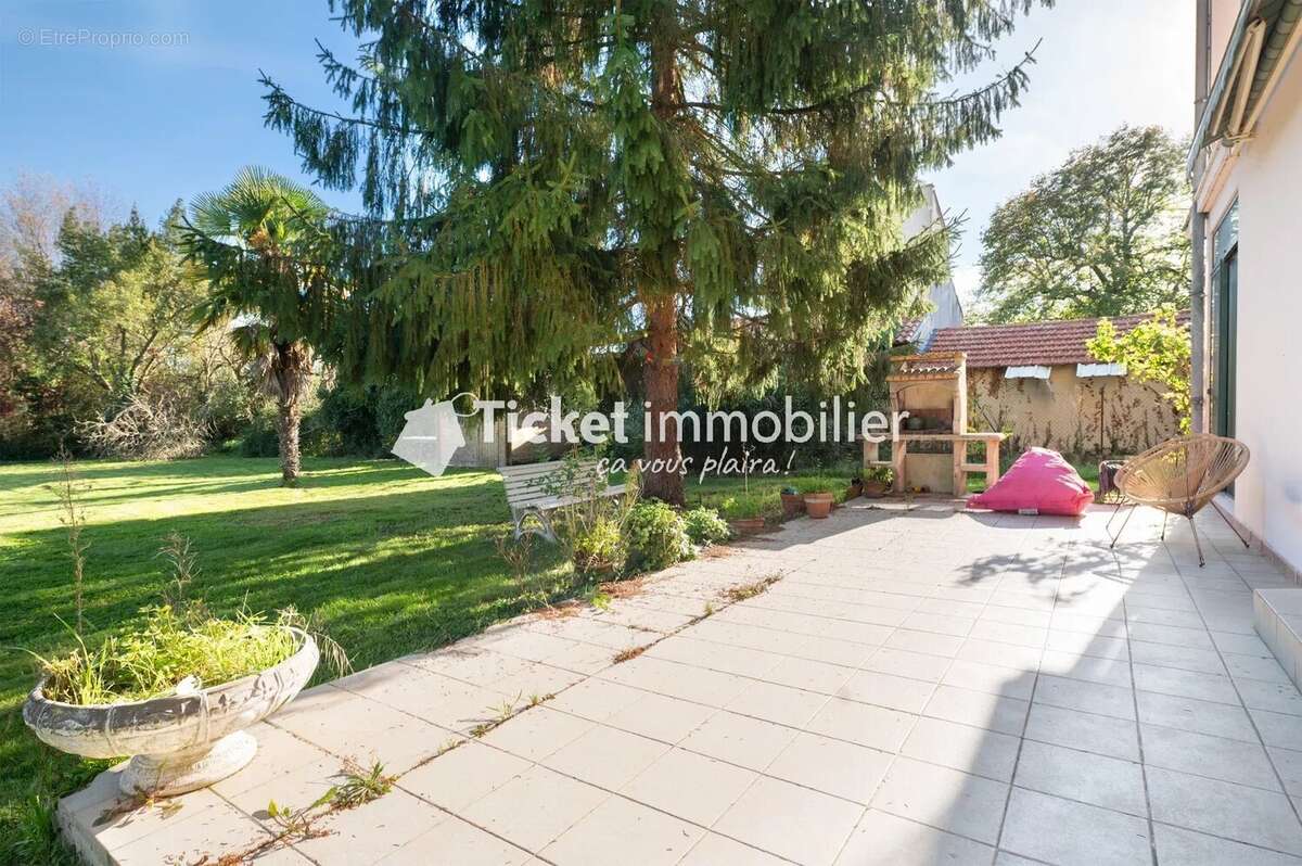 Maison à SAINT-PAUL-SUR-SAVE