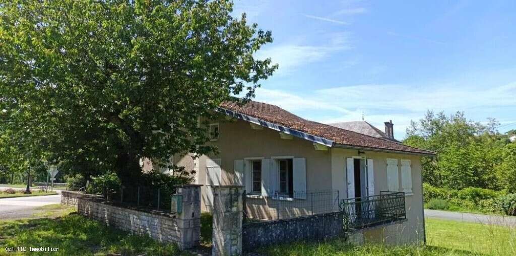 Maison à NANTEUIL-EN-VALLEE