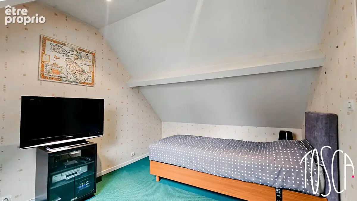 Thiais - centre ville - maison 6 pieces  - 4 chambres - garage - sous-sol total - photo 9