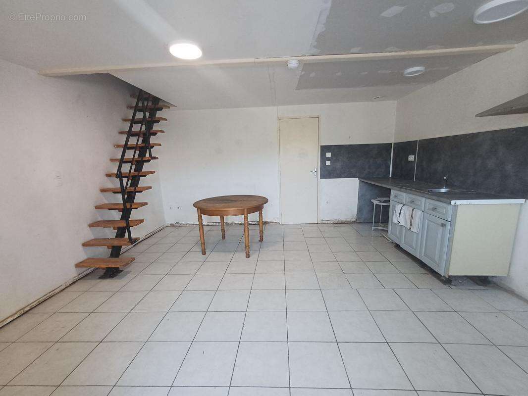 Appartement à FIRMI