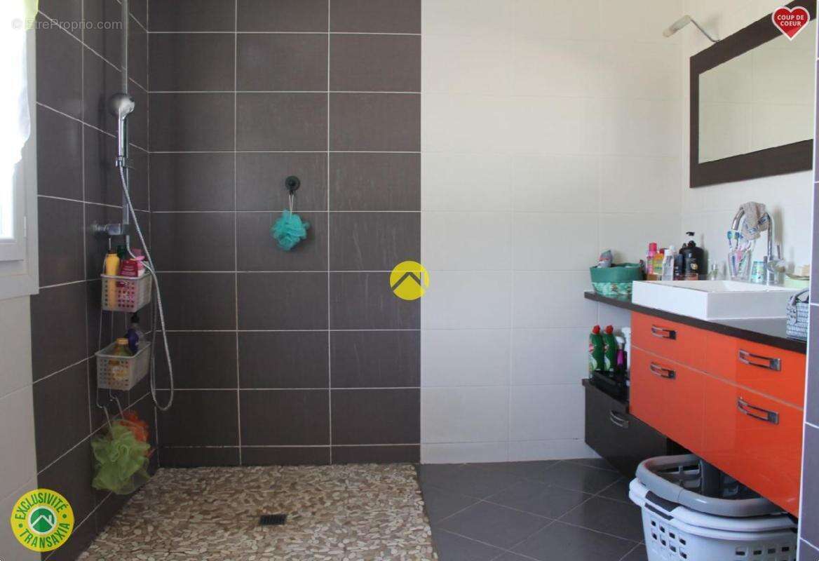 Maison 121 m² à Aurillac  - photo 12