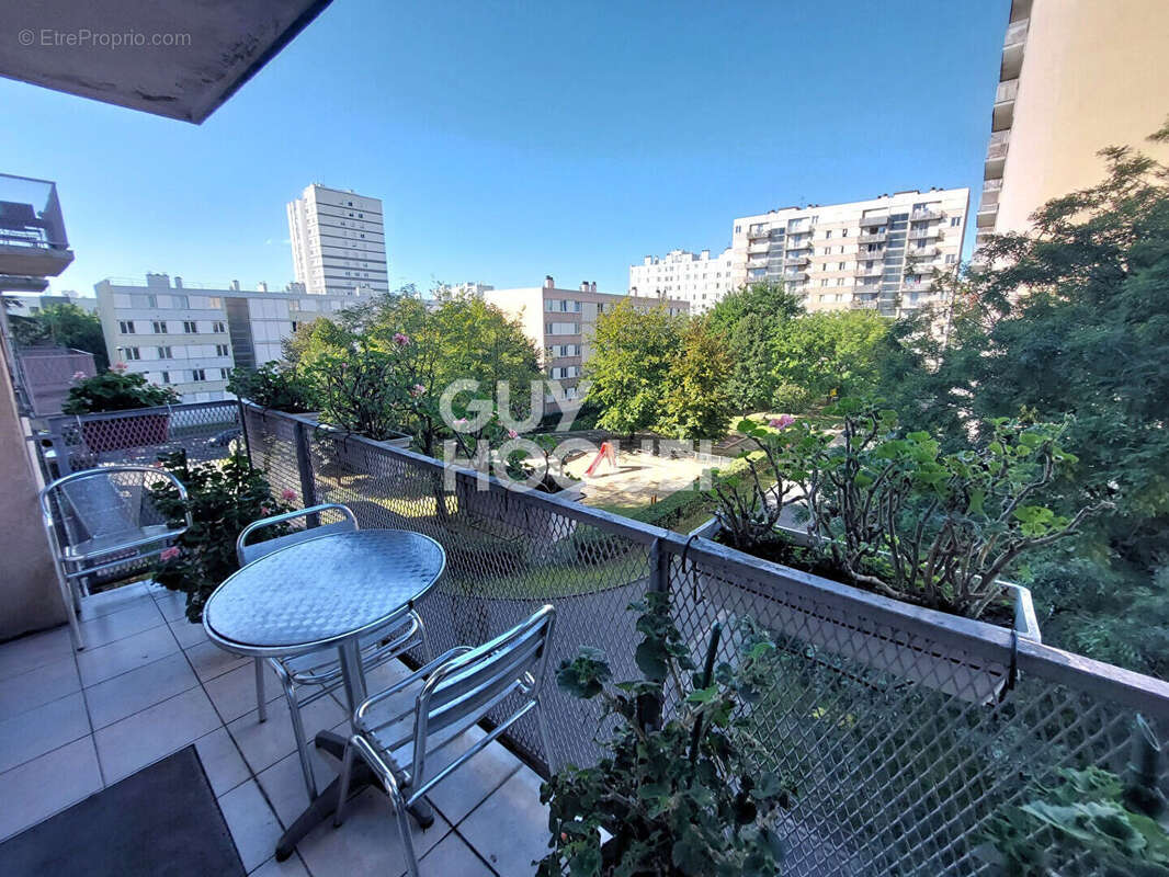 Appartement à ROSNY-SOUS-BOIS