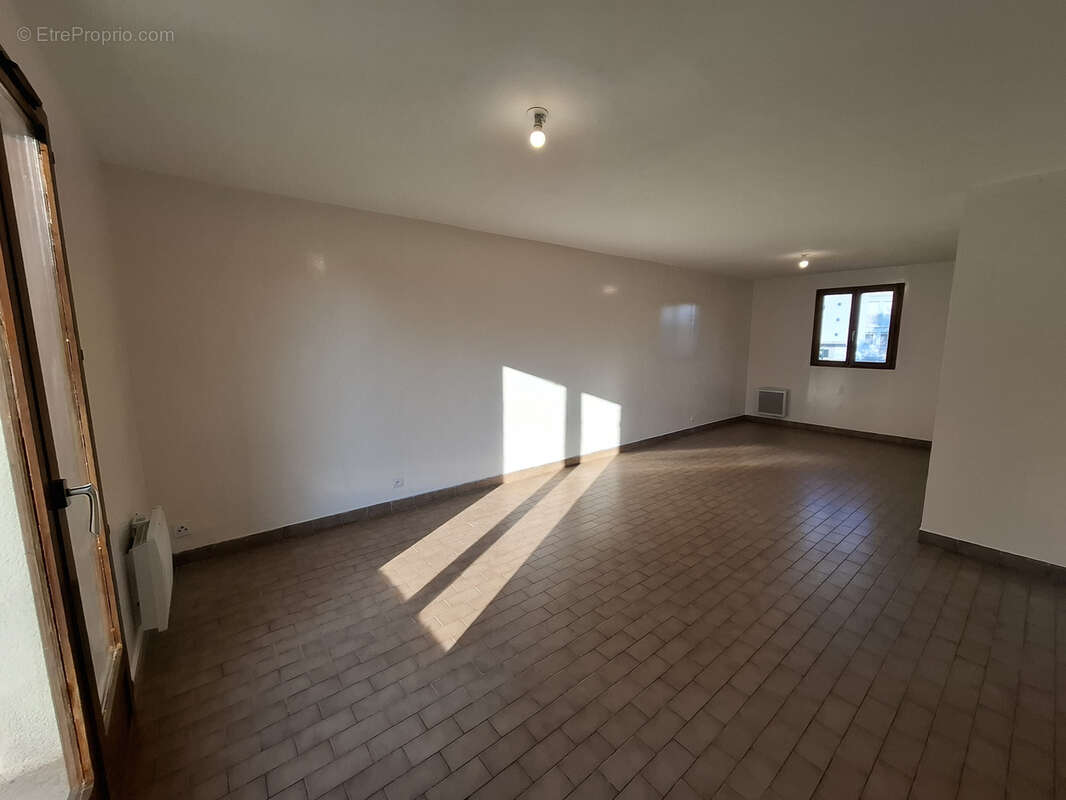 Maison à COULOMMIERS