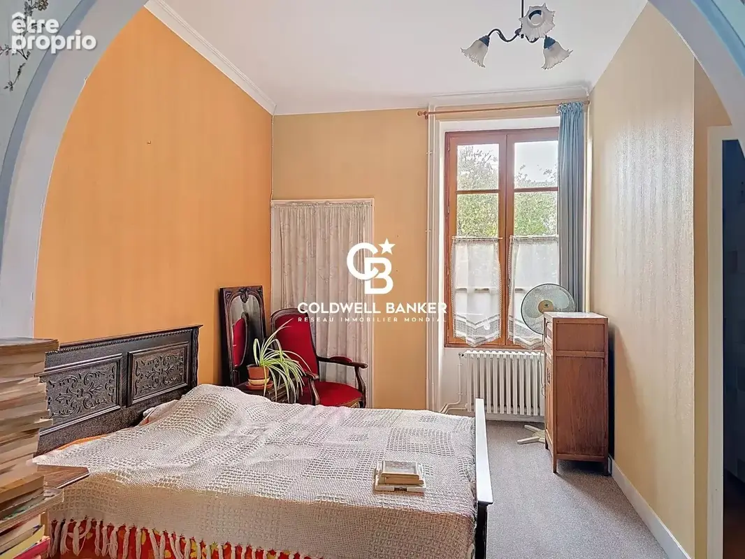 Maison de ville, joli potentiel avec jardin, garage, atelier à Luçon - photo 6
