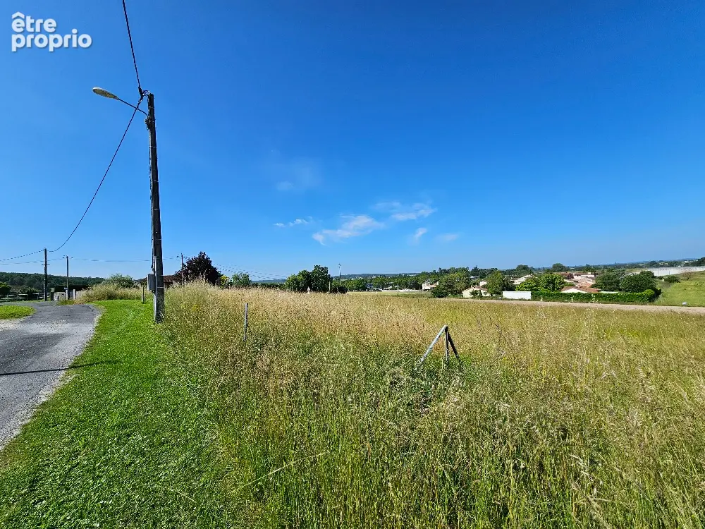 Terrain 1267m² à la couronne - photo 3