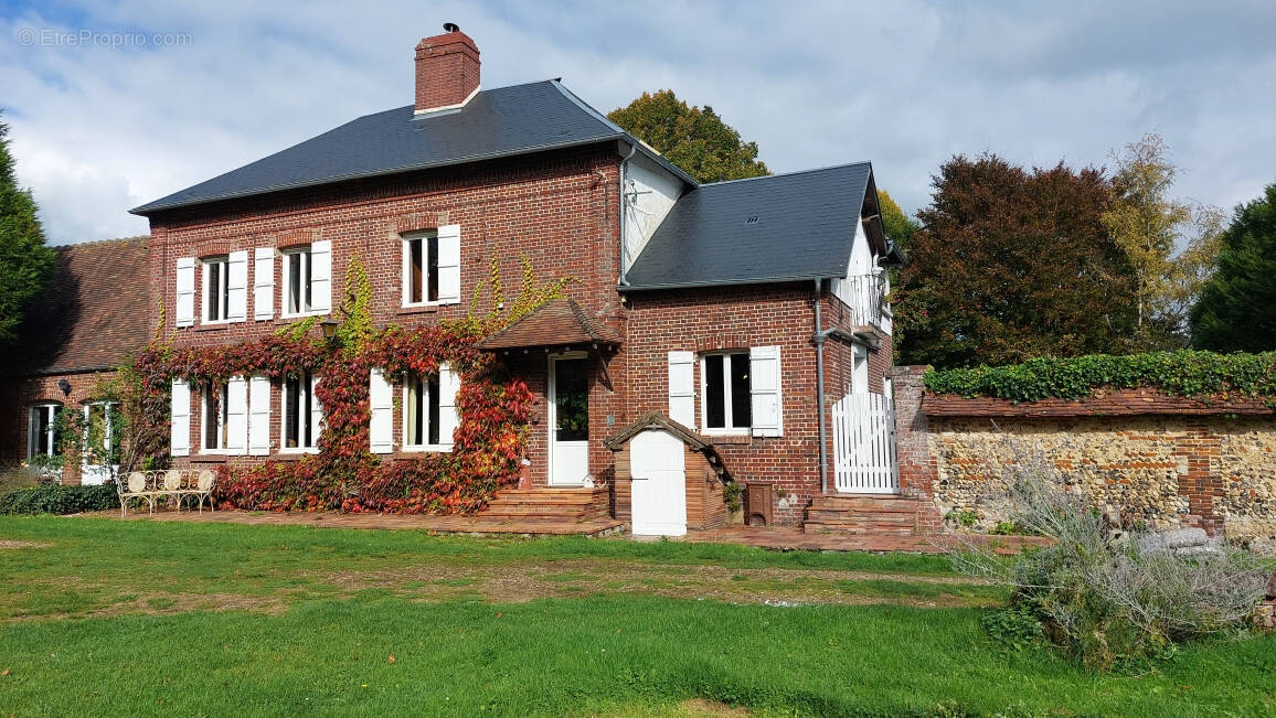 Maison à BERNEUIL-EN-BRAY