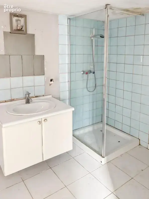 A SAISIR - Bien à fort potentiel - Spécial Rénovation ! - photo 16