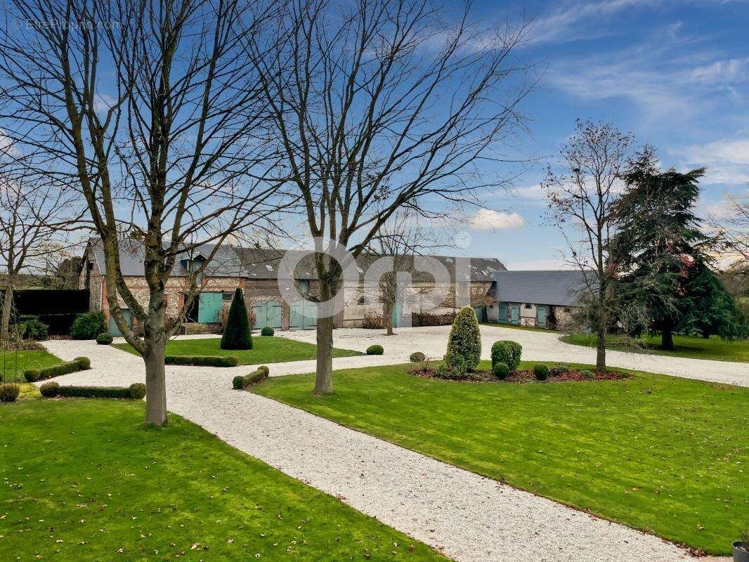 Maison à SACQUENVILLE