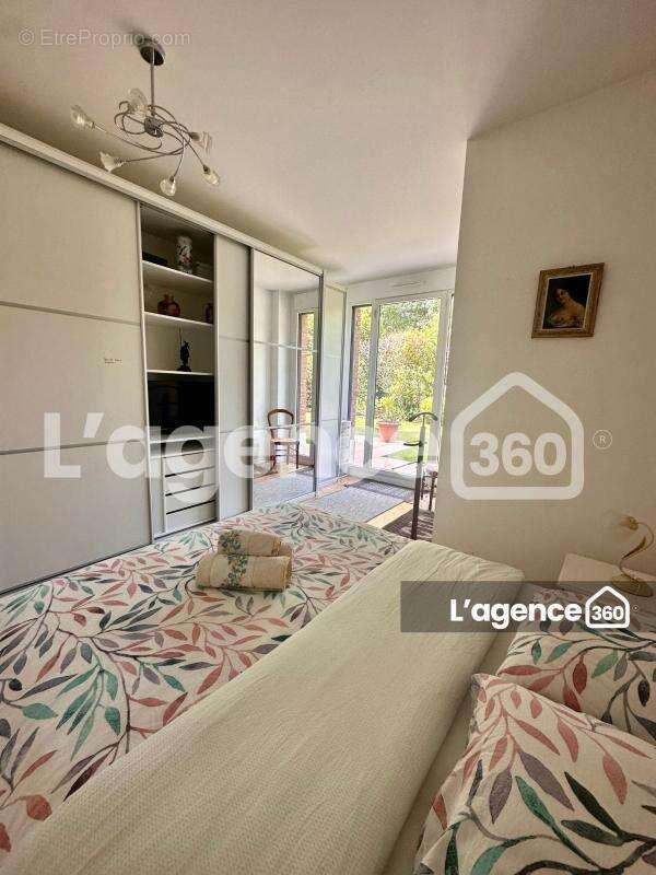 Appartement à GARCHES