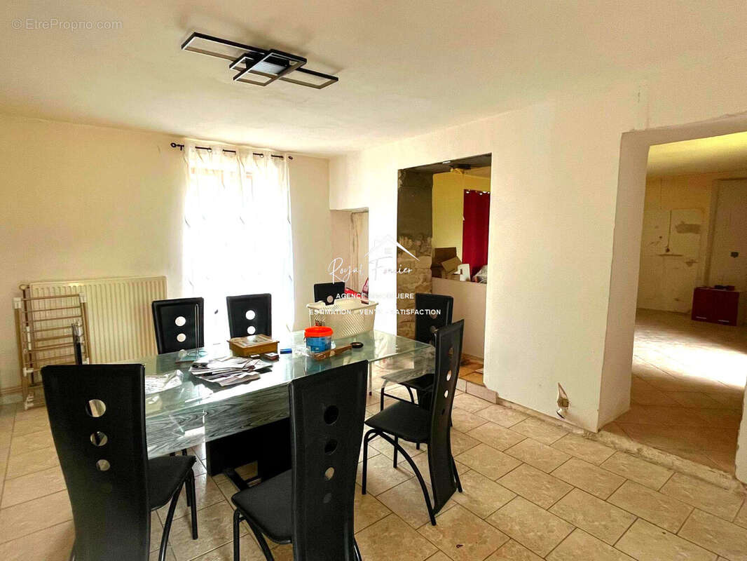 Séjour - Maison à DANGE-SAINT-ROMAIN