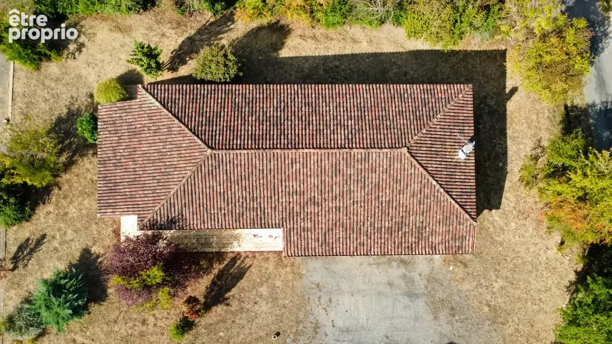 Maison T4 de 141m2 avec garage et jardin - maison avec accessibilité PMR - photo 4