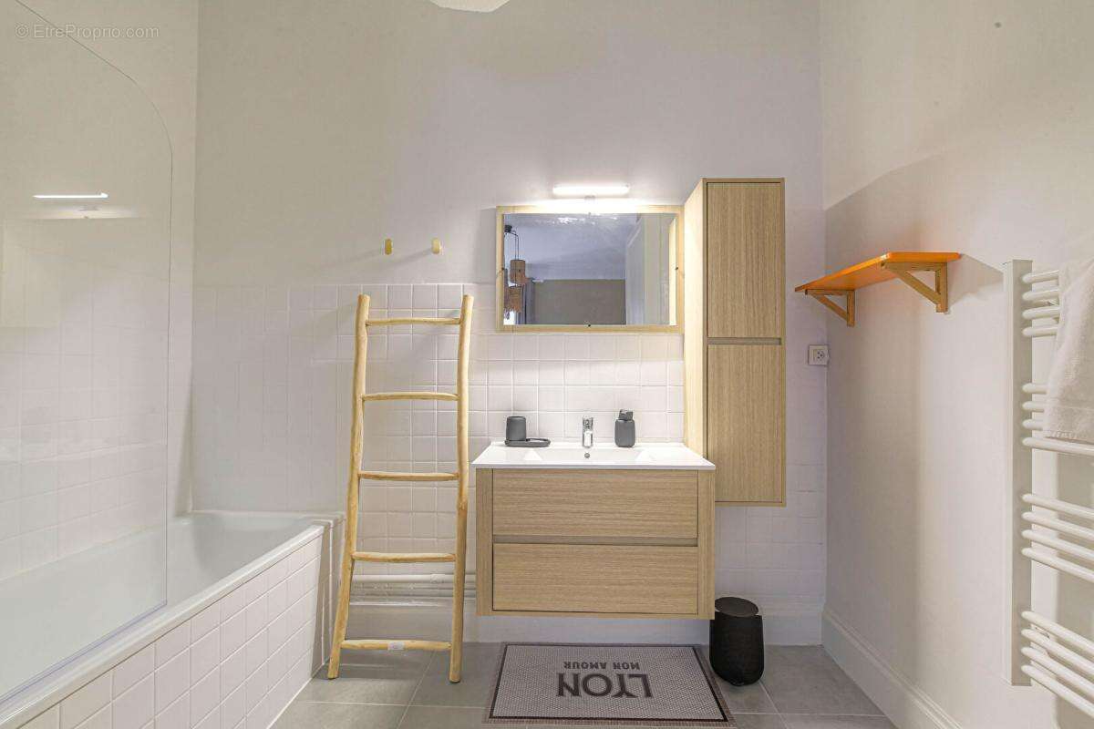 Appartement à VILLEURBANNE