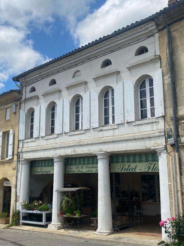 Maison à SAUVETERRE-DE-GUYENNE