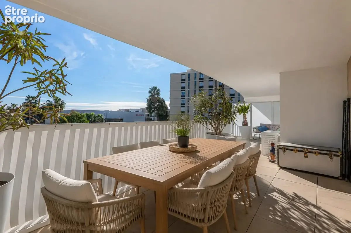 Appartement à VILLENEUVE-LOUBET