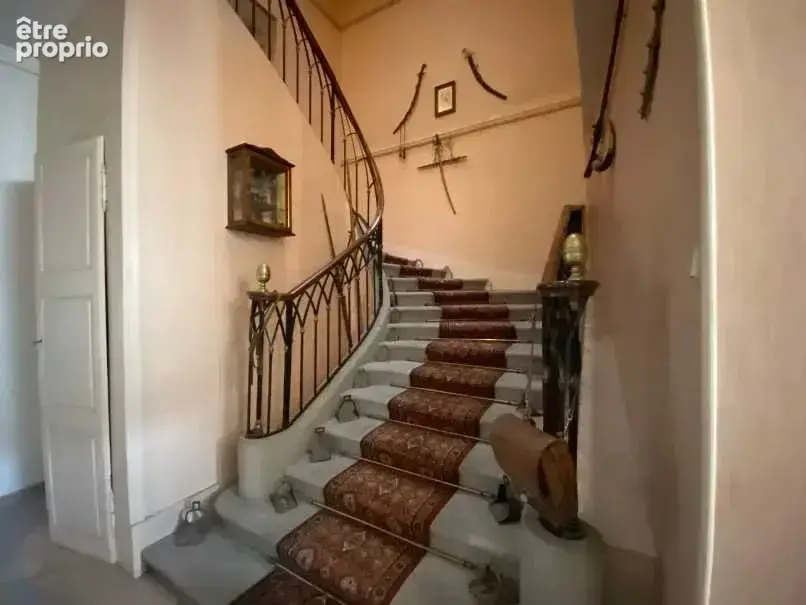 Manoir authentique au cœur d’une ville de charme - photo 3