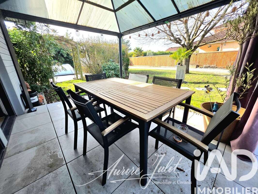 Photo 2 - Maison à LES ABRETS