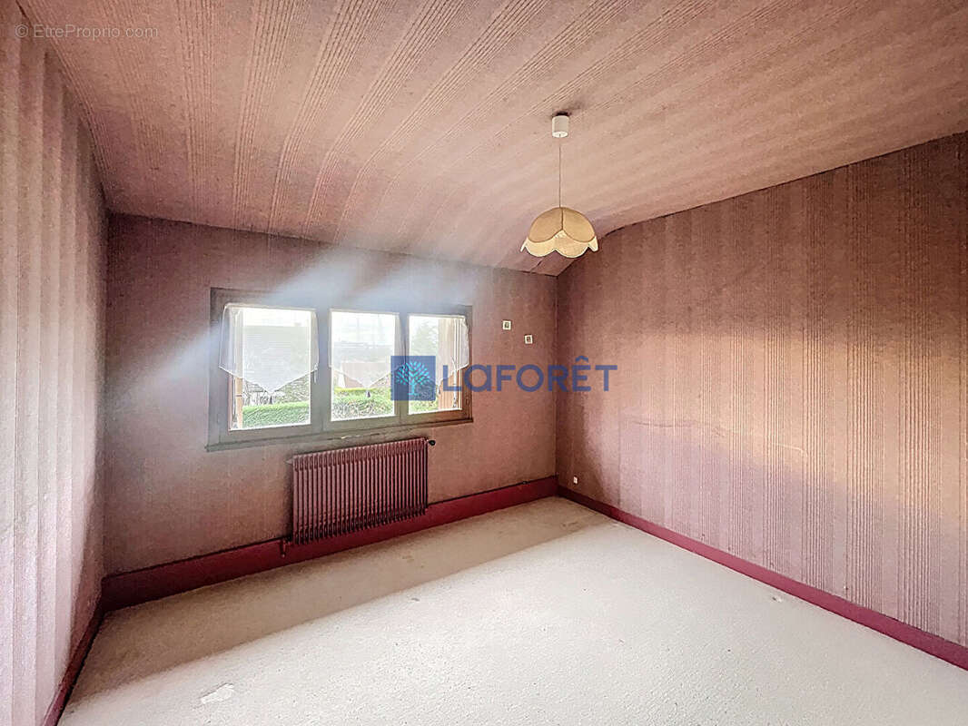 Maison à SAINTRY-SUR-SEINE