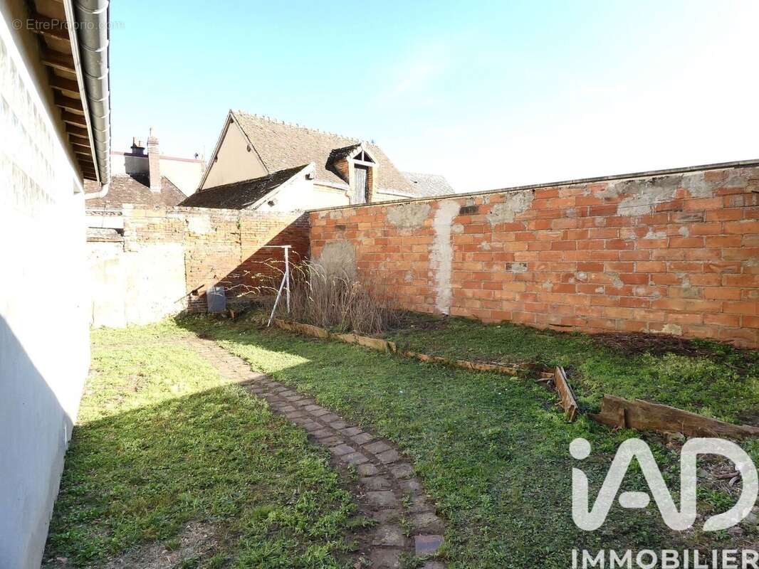 Photo 9 - Appartement à ILLIERS-COMBRAY