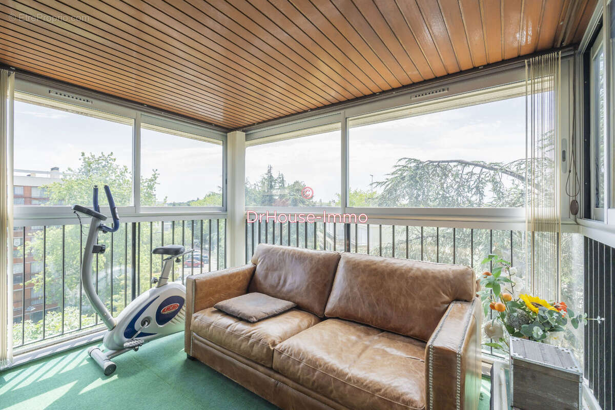 Appartement à LE CHESNAY