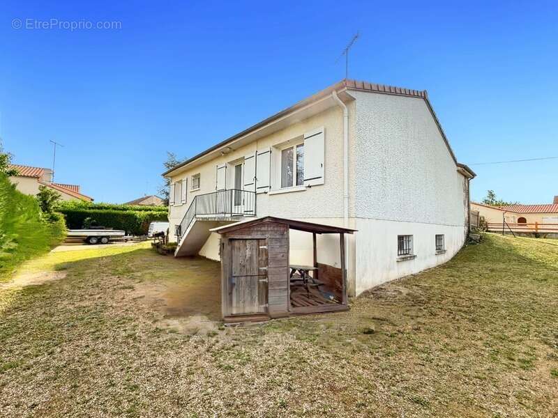 Maison à NAINTRE