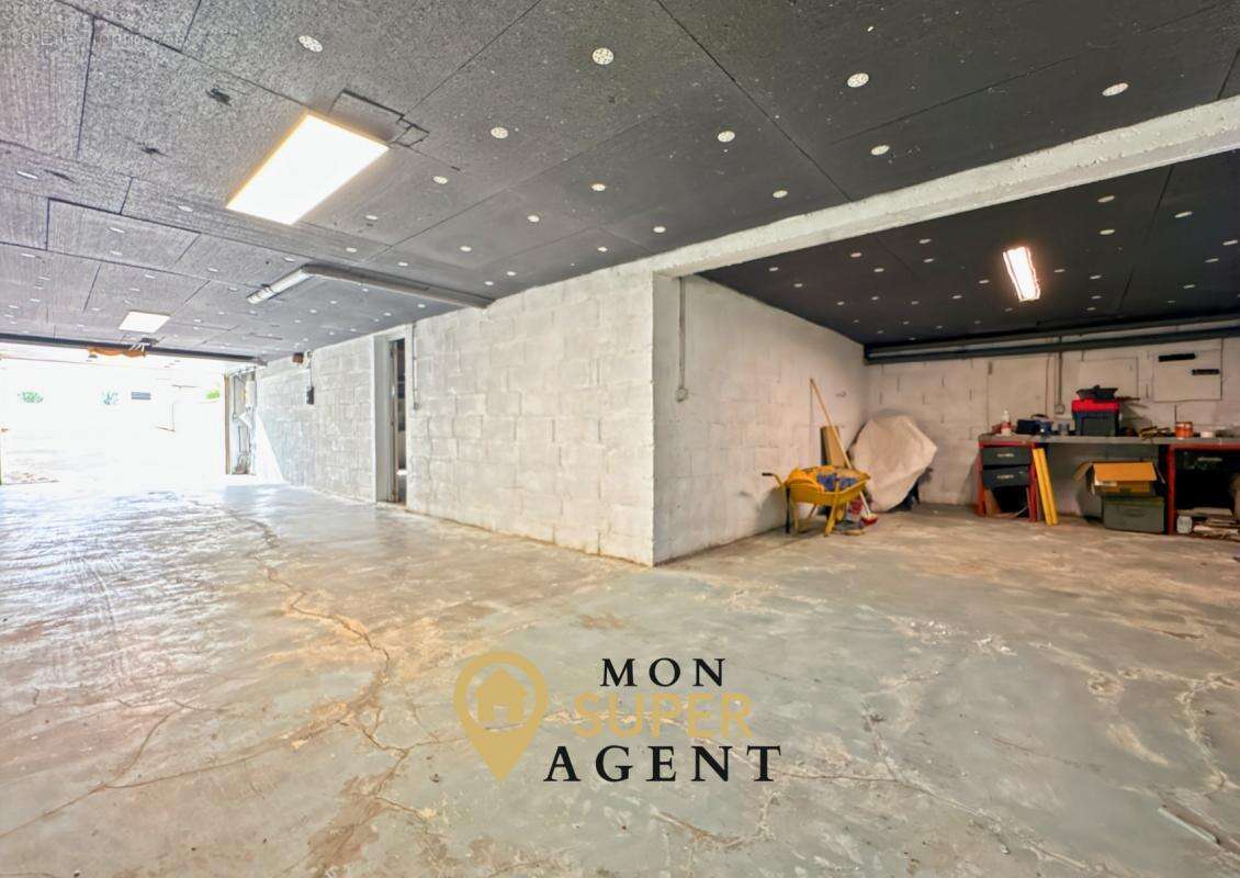 Maison à LE MEE-SUR-SEINE