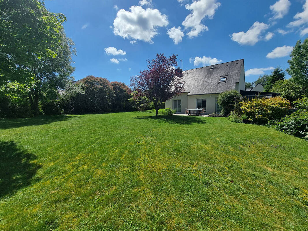 Maison à LE TREVOUX