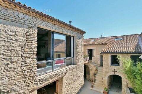 Maison à UZES