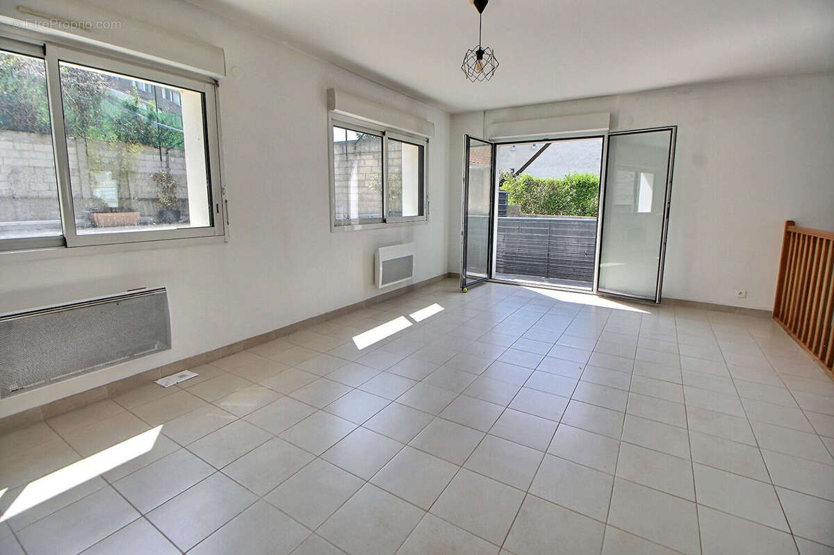 Appartement à RUEIL-MALMAISON