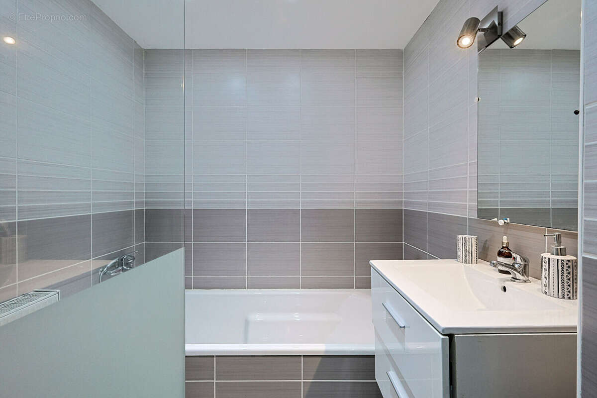 Appartement à MARSEILLE-13E