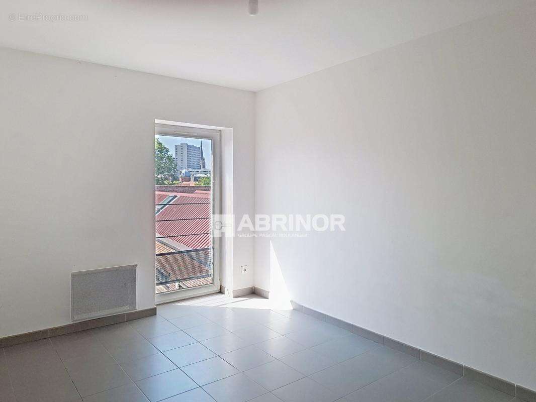 LOFT à deux pas de la gare TGV de TOURCOING - photo 6
